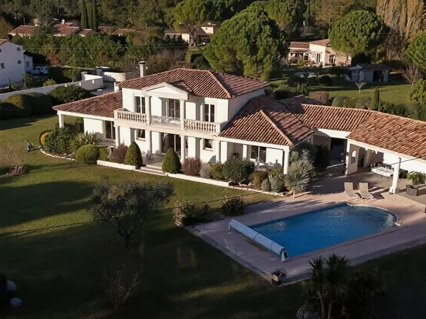 Achat : Maison Saint-Cannat (13760)