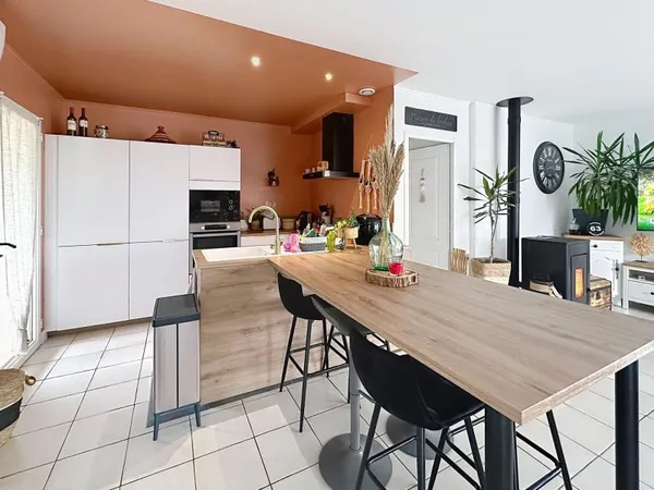 Maison de plain-pied secteur l'hospitalet .