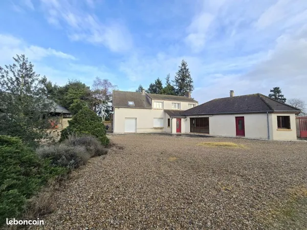 Maison 7 pièces 200 m²