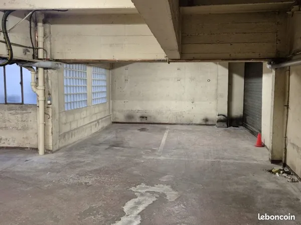 Parking proche métro Passy