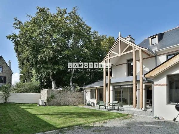 Maison 6 pièces 136 m²