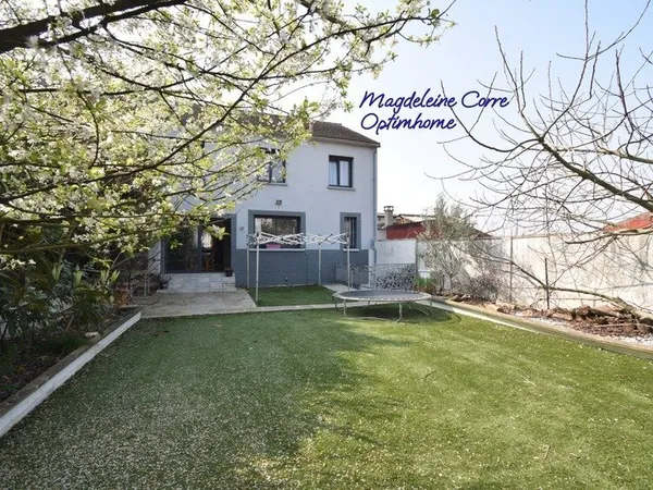 Maison familiale récente 160m² + sous-sol complet - jardin - 6 chambres - DPE B - Métro Ligne 14