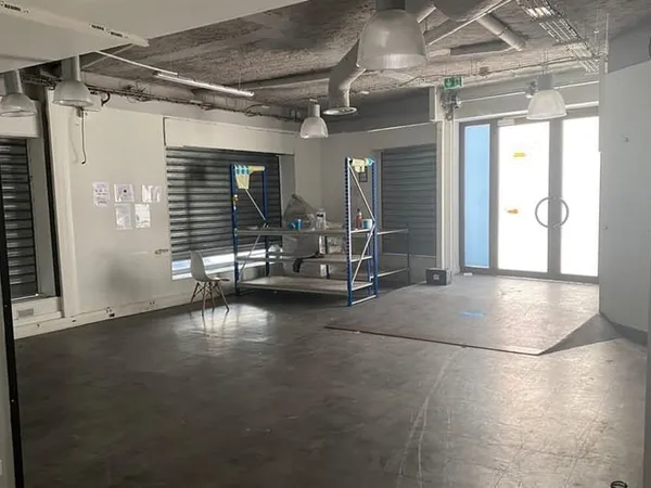 Local 170 m²