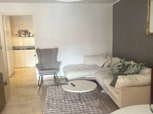 Location étudiante T2 meublé Nice Ouest