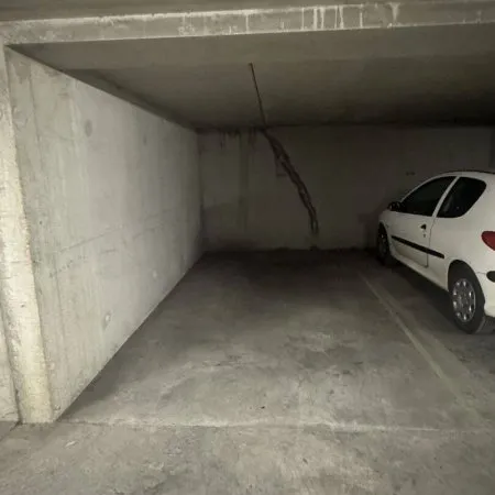 Parking 12 m²