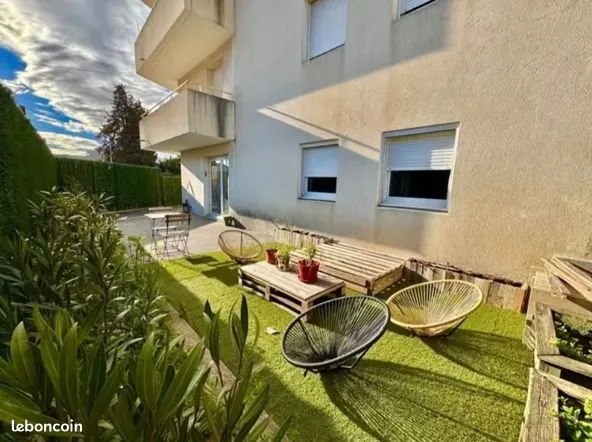 T3 52 m² avec grande terrasse, piscine, parking sécurisé - Tram à pied - Montpellier