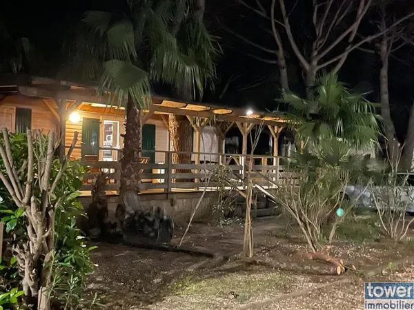 Mobilhome dans camping 5 Etoiles