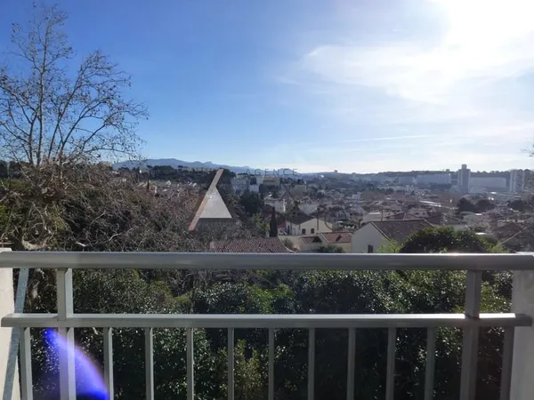 Appartement de type 2 + double parking privatif - 40 m2 - VE