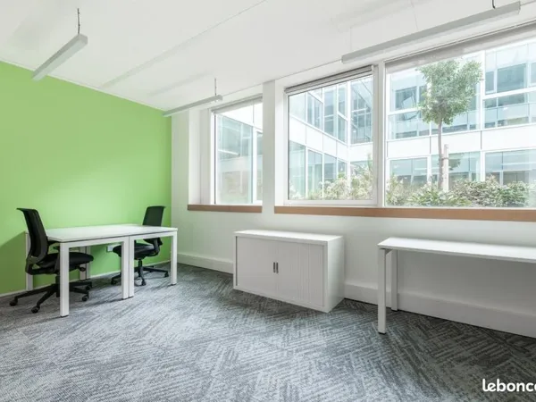 Bureau privé à louer pour 2 personnes à REGUS Levallois-Perret, Champerret