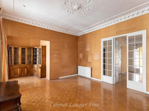 QUARTIER PALAIS DE JUSTICE - Appartement T4/5