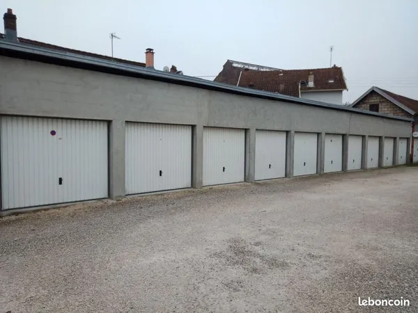 Garage / box automobile sécurisé Audincourt