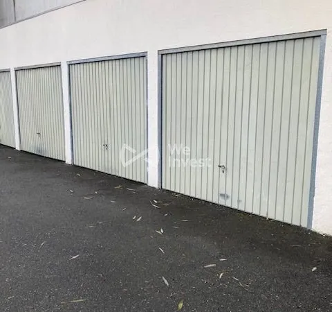 Hyper centre de pau garage fermé sécurisé