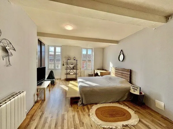 Maison 5 pièces 210 m²