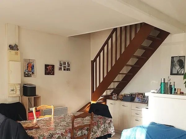 Appartement 85 m² à vendre 3 pièces BURIE (17)