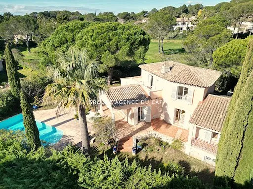 Villa 7 pièces 180 m²