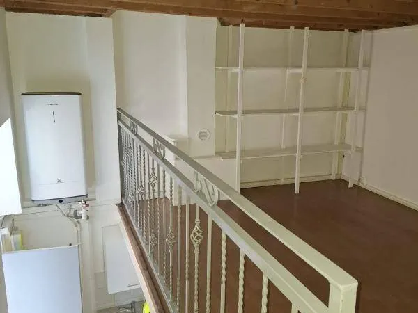 Studio 1 pièce 33 m²