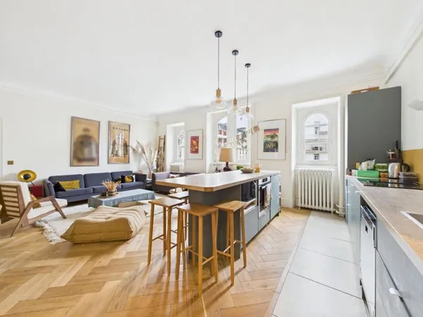 Loue T4 - 103.28m² - Paris 17ème
