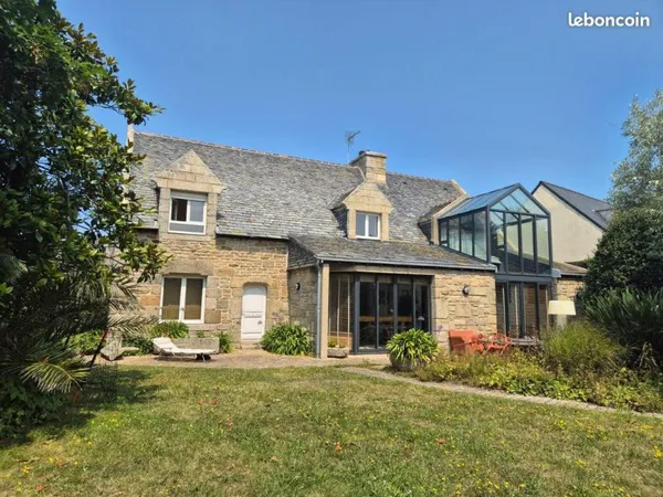 Propriété 10 pièces 203 m²