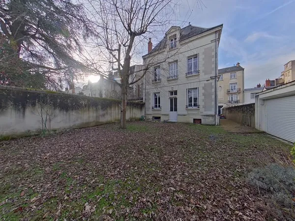 Maison Prébendes - 5 chambres, 3 garages et jardin