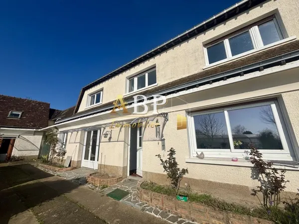 Maison 7 pièces 196 m²