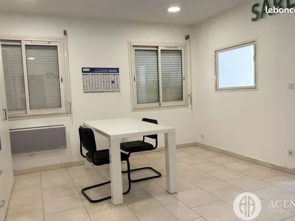 Bureaux 50 m² Saint-Maurice-l'Exil