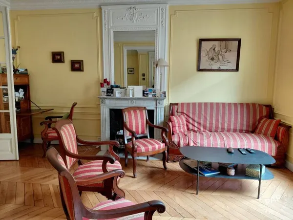 Appartement 6 pièces 137 m²