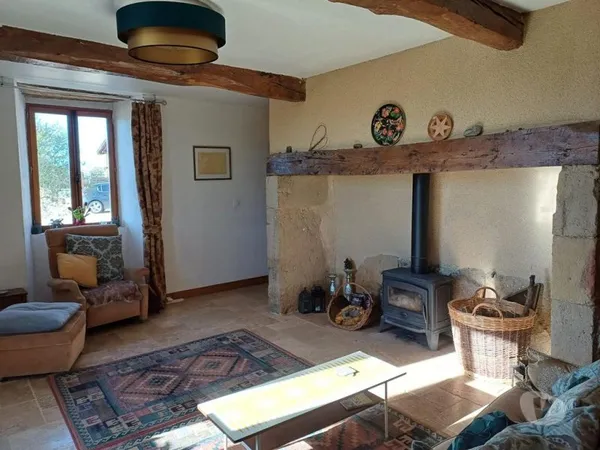 Grande Maison de Campagne Restaurée avec Gîte, Piscine et Supe