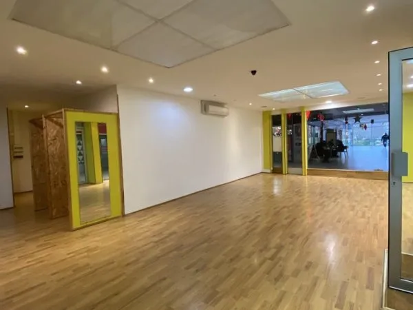 LOCAL COMMERCIAL - POITIERS TROIS CITES