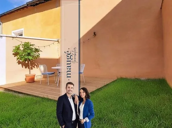 Maison - Mitoyenne d'un coté - 3 Chambres - Véranda - Jardin - 2 Places de stationnement - Au calme 