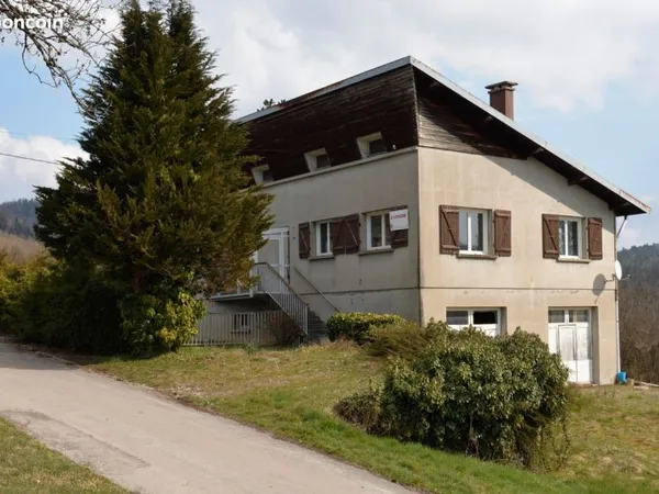 Maison individuelle située dans un quartier calme, belle expostion, belle vue
