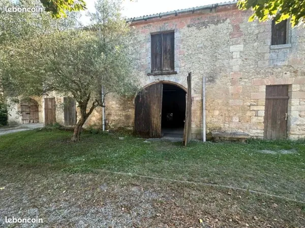 Maison 1 pièce 140m²