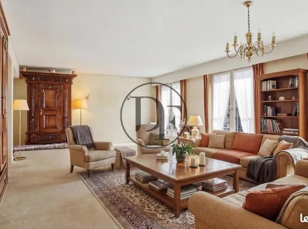 Appartement 5 pièces 128 m²