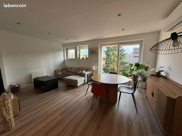 Superbe T3 refait à neuf - 58 m² - 2 chambres - Balcon