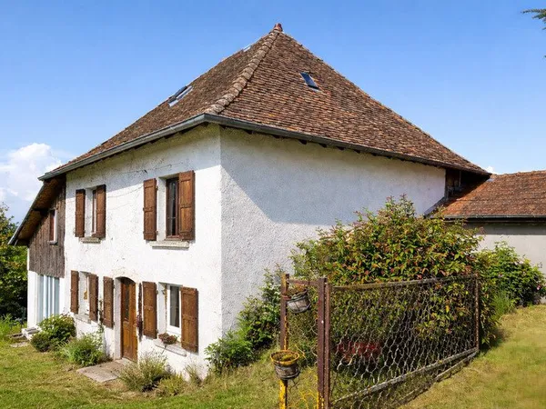 Propriété Dauphinoise 190 m² — 1,2 hectare — Box chevaux — Charancieu