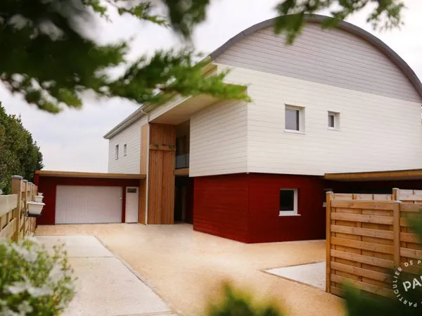 Immeuble 742 m²