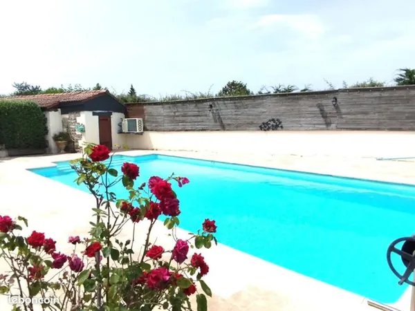 Propriété 7 pièces 200 m²