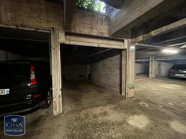 Stationnement Location Angers   91€