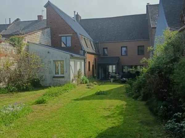 Maison 12 pièces 256 m²