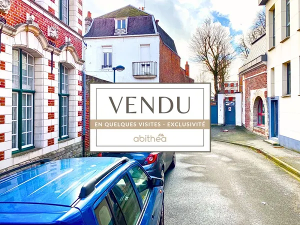 MAISON CENTRE ARRAS A RENOVER + GARAGES + JARDIN