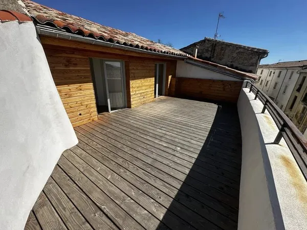 maison de village 119 m2 avec terrasse et vue degagée, grand garage 70m2