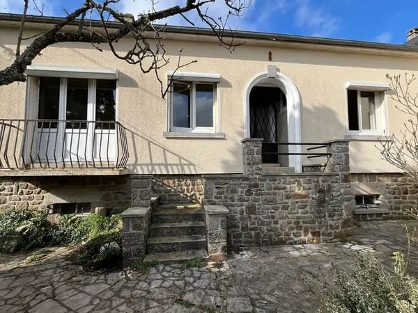 Maison 2 pièces 130 m²