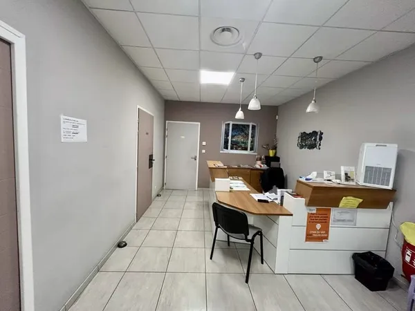 Bureau Puget sur Argens