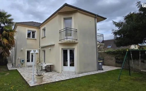 Maison familiale 4 chambres avec Jardin - Confort moderne et environnement privilégié