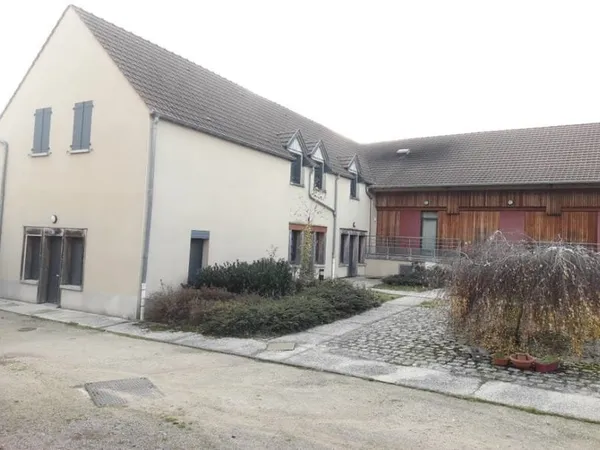 LA ROCHE EN BRENIL T3 DUPLEX