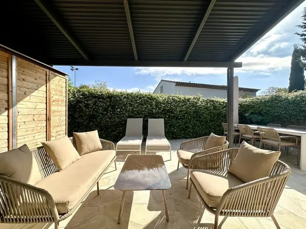 Maisonnette Réaux - Un écrin de raffinement au coeur de Golfe-Juan