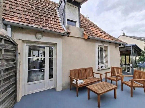 MAISON ATYPIQUE - CENTRE VILLE