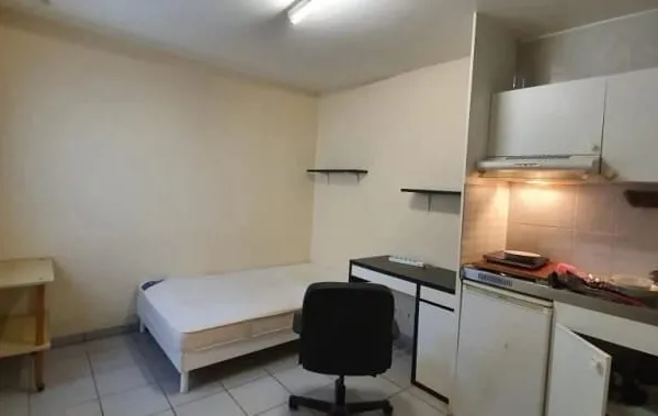 Studio 1 pièce 15 m²