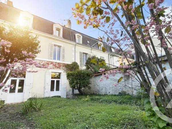 Maison 6 pièces 165 m²