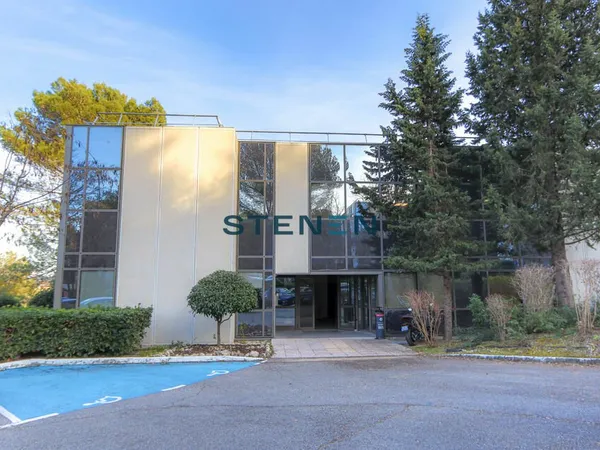 LOCATION BUREAUX 174m2 AIX EN PROVENCE