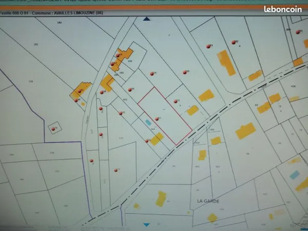 Terrain 2094 m2 dont 1600 m2 constructible